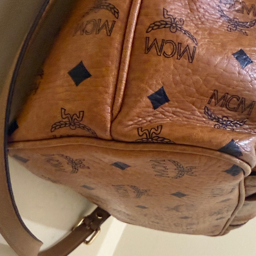 Authentic MCM Cognac MCM Crossbody Women’s designer handbag - Picture 5 of 13